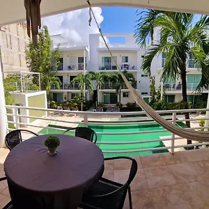 poolside-tranquil-apartment-in-playa-del-carmen.tulum-hotels.net/